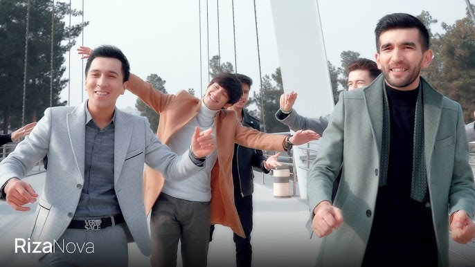 Jinsiy aloqa mashinalari yordamida gozal qizlar video Chuqur tomoqli seks