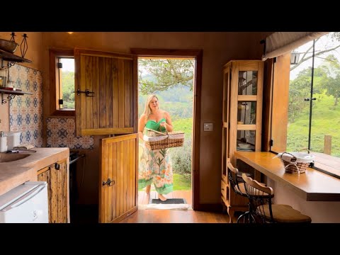 A BEAUTIFUL RUSTIC HOUSE IN THE MOUNTAINS OF MINAS GERAIS