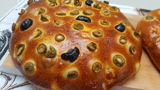 خبز الزيتون وصفة رمضانية pain aux olives