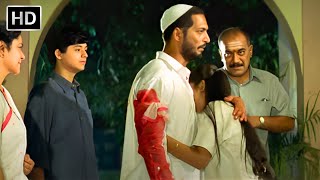 नाना पाटेकर ने अपना खून बहा कर की परिवार की रक्षा - Ghulam-E-Mustafa | Nana Patekar | Action Scene