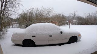 Ford Crown Victoria (COLD START + REVVING) 4.6L V8