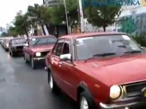 Ratusan Mobil Corolla Klasik Putari Semarang SuaraMerdeka Ratusan Mobil Corolla Klasik Putari Semarang SuaraMerdeka