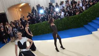 2017-05-01 Miranda Kerr Bella Hadid Celine Dion At Met Gala New York