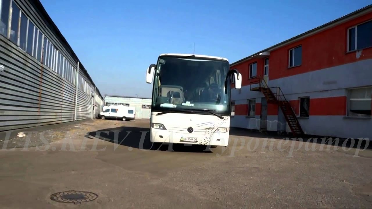 Мерседес на мойке
