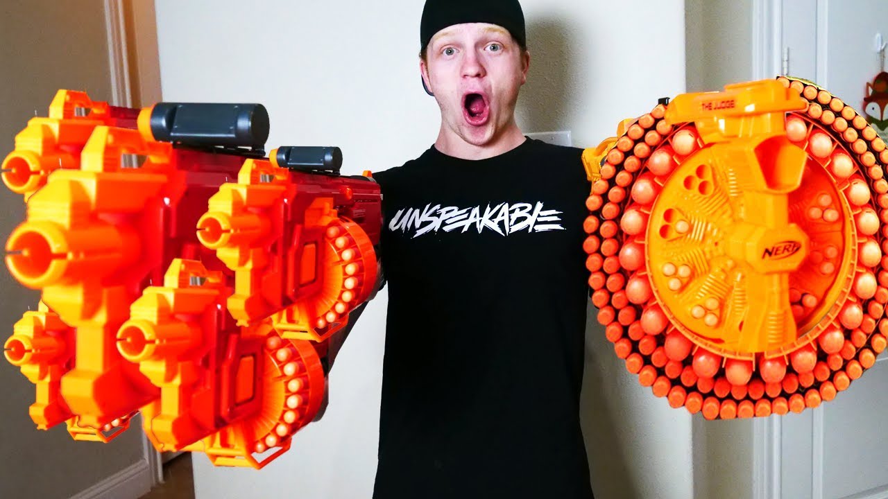 NERF WAR : WORLD'S BIGGEST GUNS! *EXTREME* 