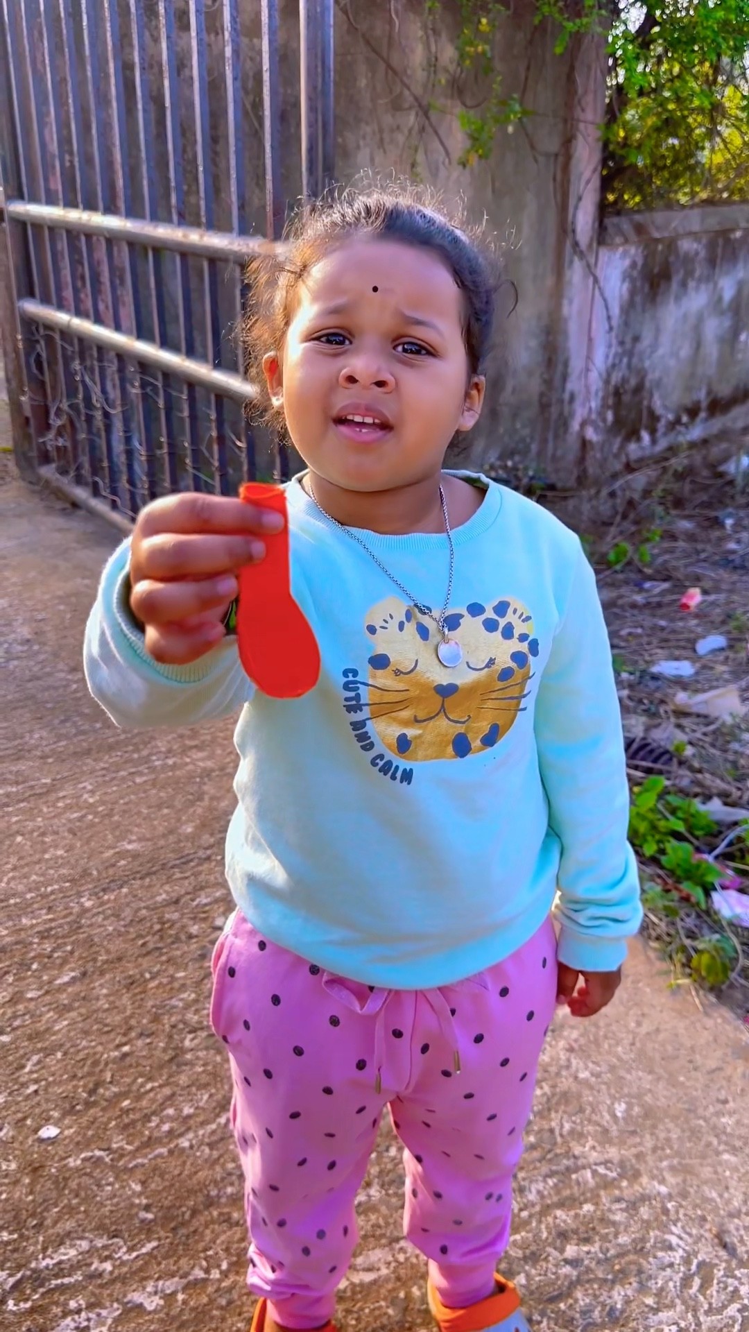Misti Or Water Balloon ?#shorts #viral #trending #balloon #maa