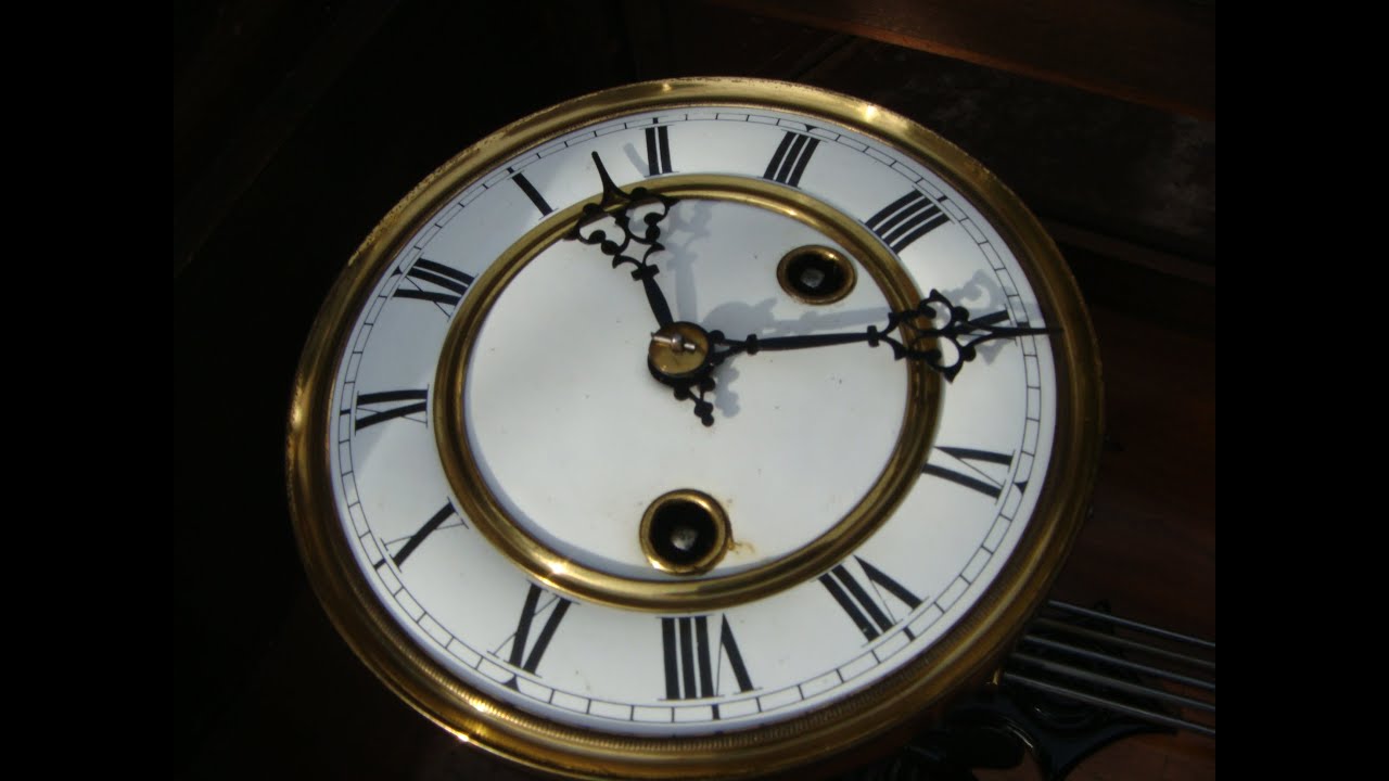 Vintage Old Antique German Vienna Wall Clock For Restoration Spare To