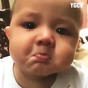 Lucu,bayi ini menangis saat lagu dangdut