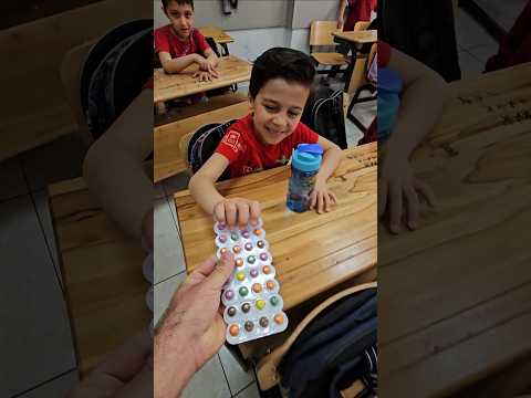 خلودة وحمودة زعلو مني اشتريت سميري ورحت على مدرسة خلودة 