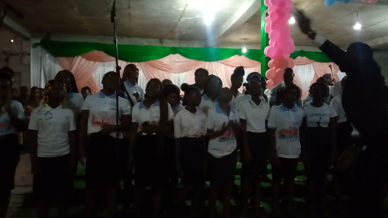 Coro Escodom IEBA Luz