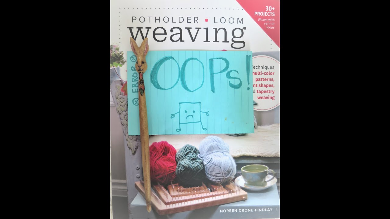 HOW TO WEAVE A POTHOLDER (Potholder Loom) 