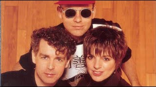 Watch Pet Shop Boys Dont Drop Bombs video