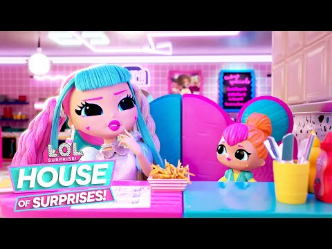 Candylicious vs. Alt Grrrl ⚡ House of Surprises Season 1 Episode 19 ⚡ L.O.L. Surprise!