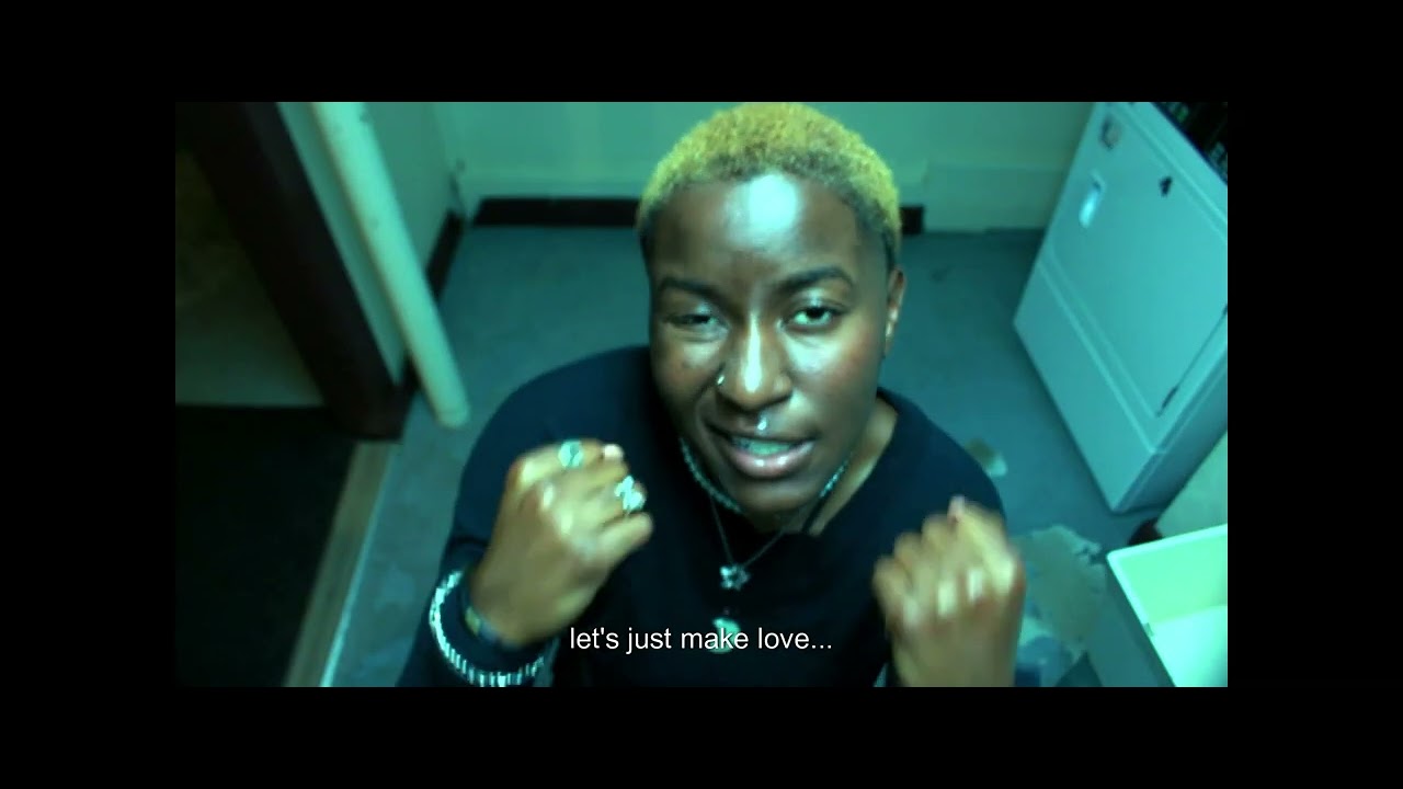 indigo blu - toUr bUs (Official Visualizer) - YouTube