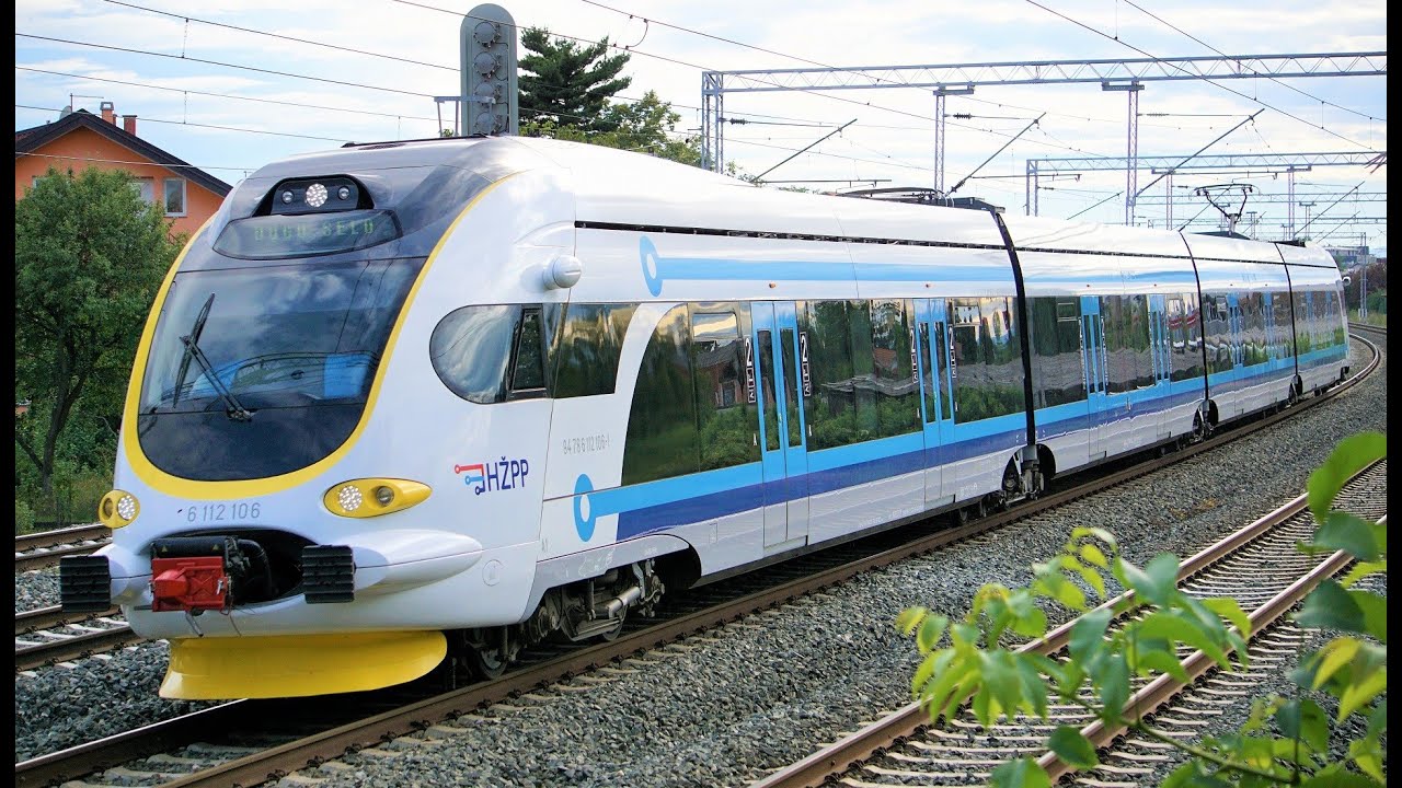 Croatian low-floor train EMU class 6112. (Croatian Railways 2023.) HŽ vlak EMV 6112 (Som).