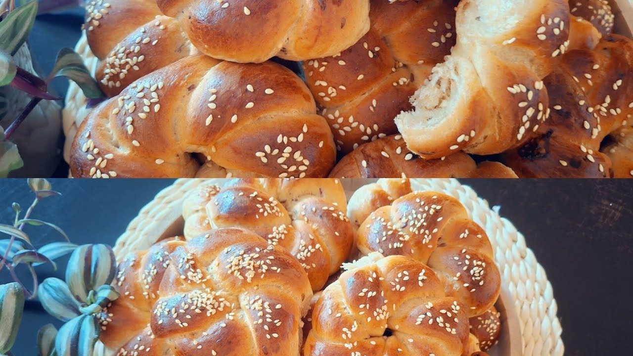 خبز تشيكي  (Kairserka) خفيف و بنين بزاف  😋😋 ممكن تاكلوه مالح مع  الاطباق  او حلو مع قهوة ☕️ ☕️