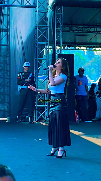 Lamunan ~ Irene Ghea Adella #youtubeshorts #dangdut #adella #lamunan #irene #huttni79 #huttni2024