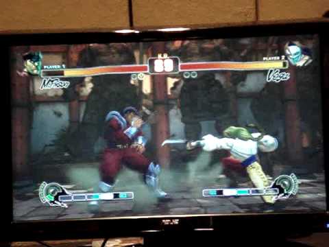 SF4 (04) - FrankDaDank (Dictator) vs. NeoRussell (Claw)
