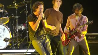 Pearl Jam with Mudhoney - Search &amp; Destroy live in Hamilton 2011