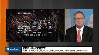 Hassett Bets on 3% U.S. Growth, Talks U.S. Tax Overhaul