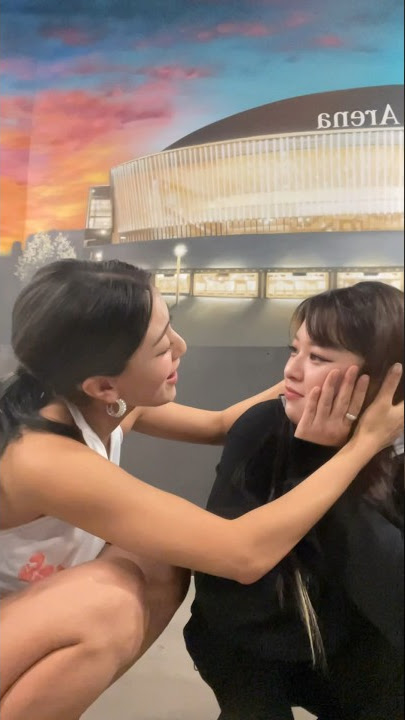 🐶 #KillinMeGood English Ver. Challenge With #JEONGYEON #TWICE #트와이스 #JIHYO #지효 #정연