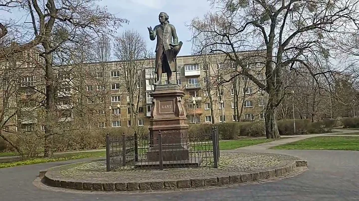 Kaliningrad. Universitetskaya Street and the monument to Kant.
