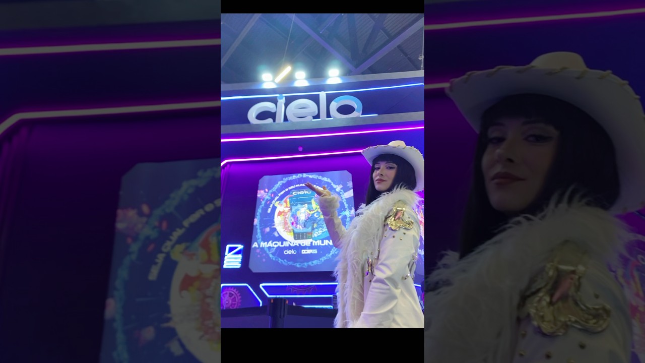 Nico Robin e Cielo na CCXP25 - One Piece cosplay - Miss All Sunday