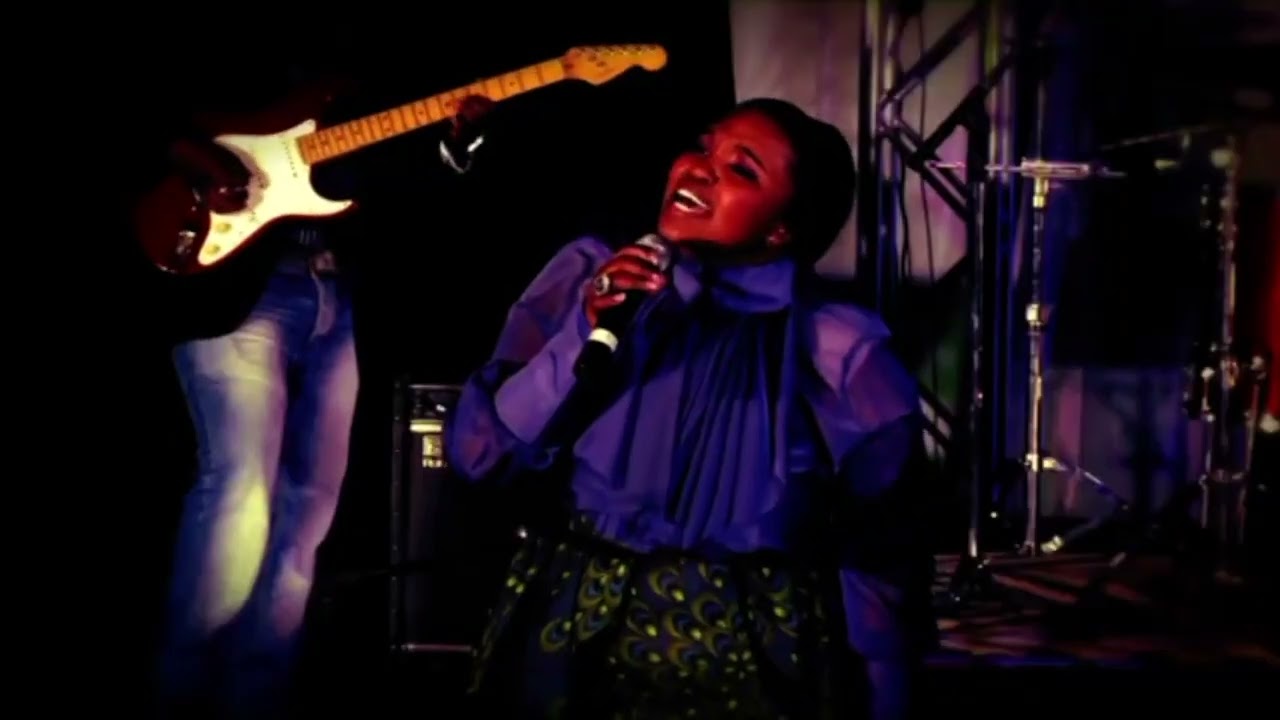 Nginikela Kuwe - Crown of Glory