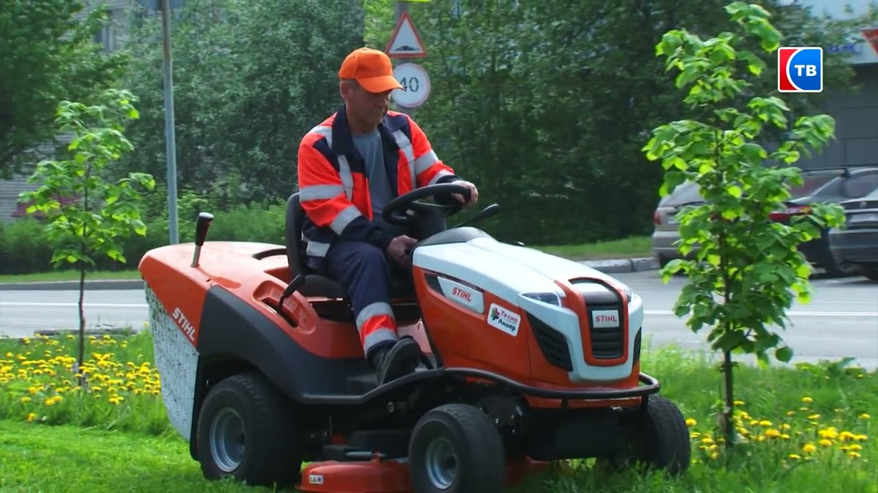 Серовские  газоны подстрижет новый газонокосильный трактор