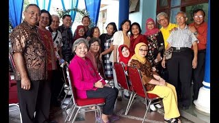 🎹🎵🎻 Lagu Beautiful Sunday dengan 29 Foto Bravo FKUKI 1974 . 🎹🎵🎻