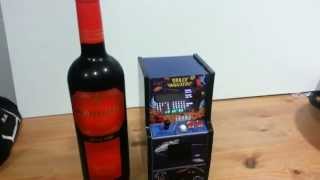 World's Smallest Space Invaders Arcade Machine REPLICA SPACE INVADERS MAS PEQUEÑA DEL MUNDO