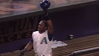 2001 NLDS Gm5: Sanders opens scoring with solo homer