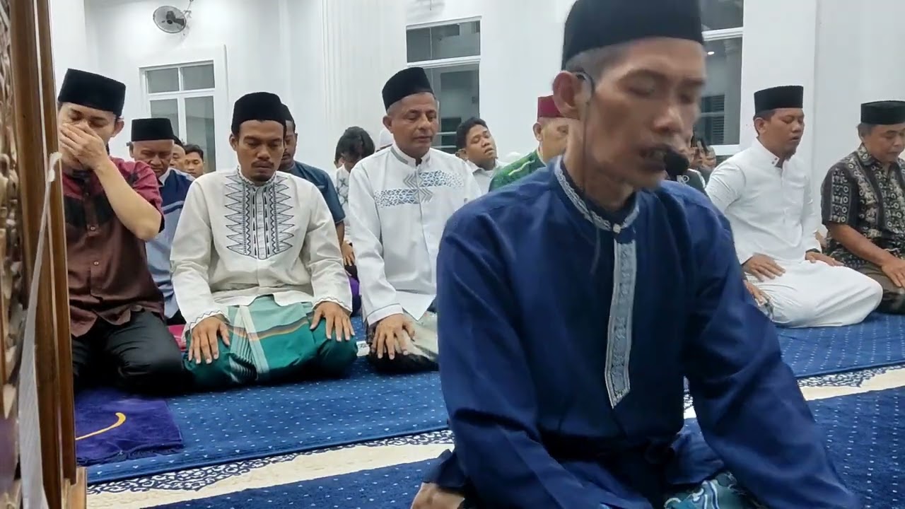 Bacaan surat sholat tarawih 8 rakaat At Takatsur dan Al 'Asr