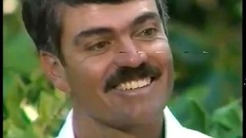 Golf - 1987 - US Open - Al Trautwig + Eventual Winner Scott Simpson Watch Tom Watson Attempt To Tie