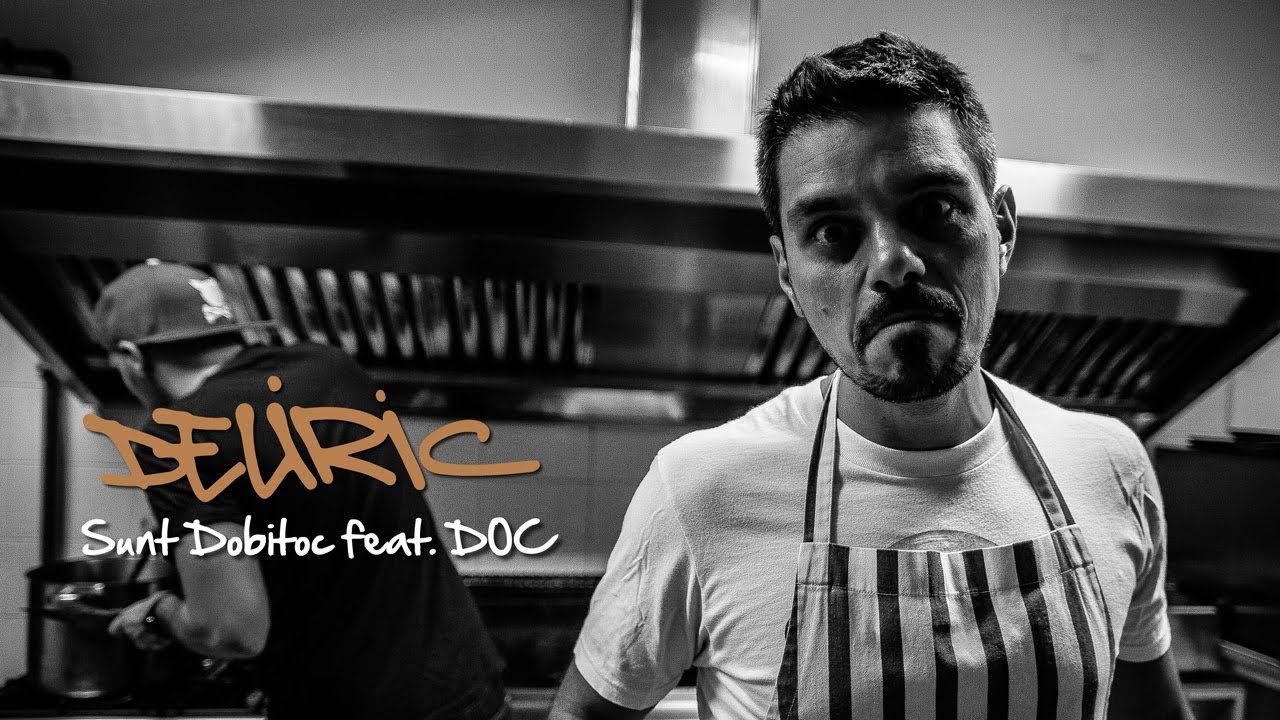Deliric - Sunt Dobitoc [feat. DOC] - YouTube