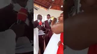 African Bride Cries Uncontrollably in lockdown African Bride Cries Uncontrollably in lockdown