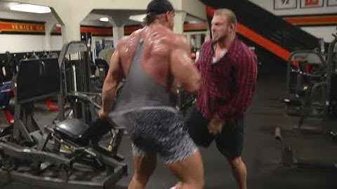 I GOT INTO A FIGHT AT GOLDS! BACK DAY