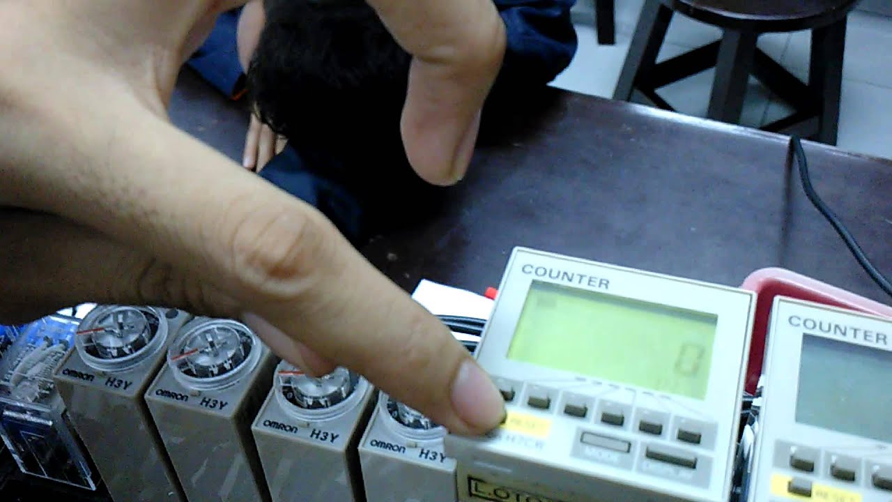 rangkaian 1 kombinasi timer dan counter - YouTube