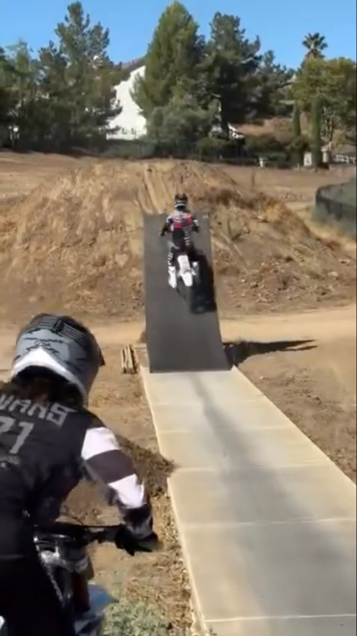 #JasonDeruloTV // Wow ? #GotPermissionToPost From IG @takafmx #SlowLow