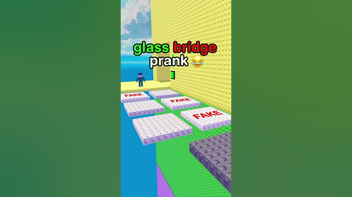 😂 glass bridge troll in roblox