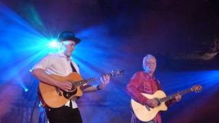 Tommy Emmanuel & Joe Robinson, Windy & Warm