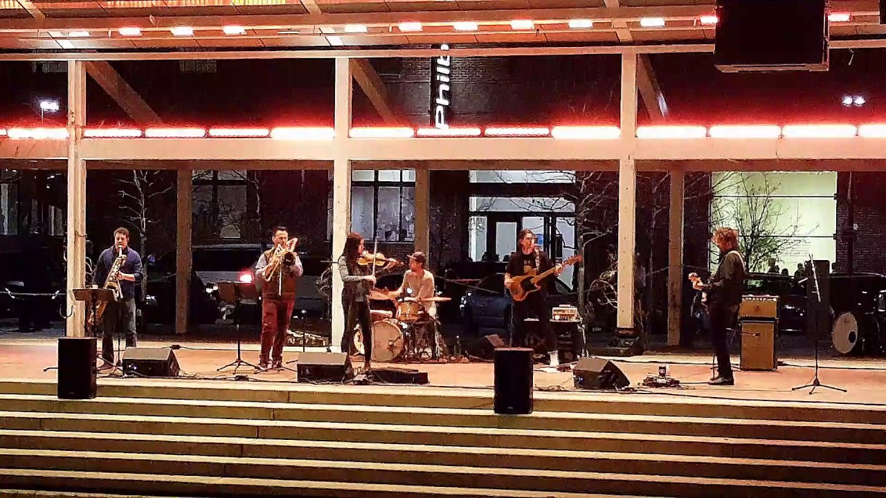 Chris Combs Band "East Tulsa Stomp" Live @ Guthrie Green  3/3/2017