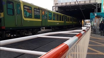 8100 Class DART Train - Lansdowne Road Crossing. 26/2/2020