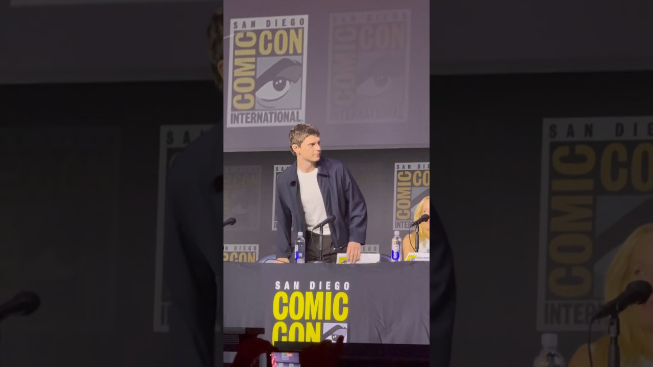 Evan Peters At Comic Con In 2025 