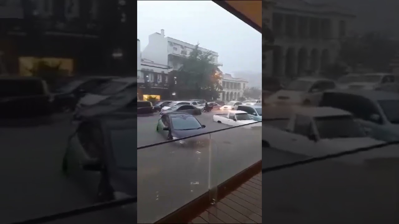 chuva deixa maputo debaixo das aguas