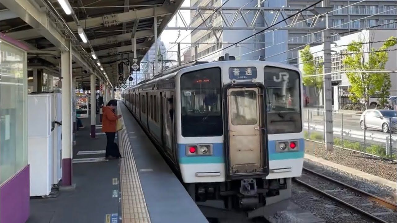 中央本線211系】甲府駅発車《ボックスシート編成+ロングシート編成