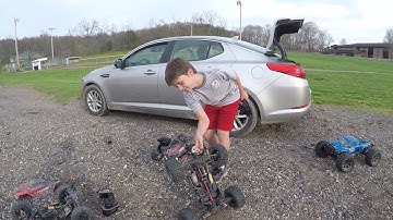 We broke everything!! Bent Chassis, Broken Diff. Arrma Typhon and Notorious