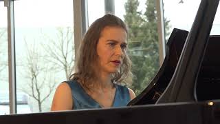 York Bowen 3 Serious Dances, Op. 51: No. 2, Poco lento
Anna plays York Bowen - 3 Serious Dances, Op. 51: No. 2, Poco lento. Early 20th century by English composer York Bowen who is also known as British Rachmaninoff
Year of composition: 1919. Bowens compositions each display a unique ‘blend of Romanticism and strong individuality’. Although his influences include Rachmaninoff, Medtner, Chopin, Grieg and Tchaikovsky, Bowens music is very much defined by its distinctive textures and harmonies.
#yorkbowen #annaheller #20thcenturymusic York Bowen 3 Serious Dances, Op. 51: No. 2, Poco lento