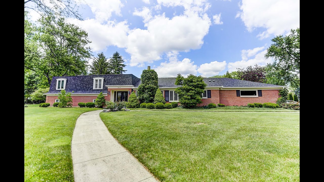 417 Chowning Cir Kettering, OH 45429