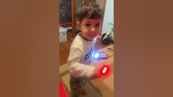 Влади с новите светлини за неговото колело #kids #cutebaby #bike #lights